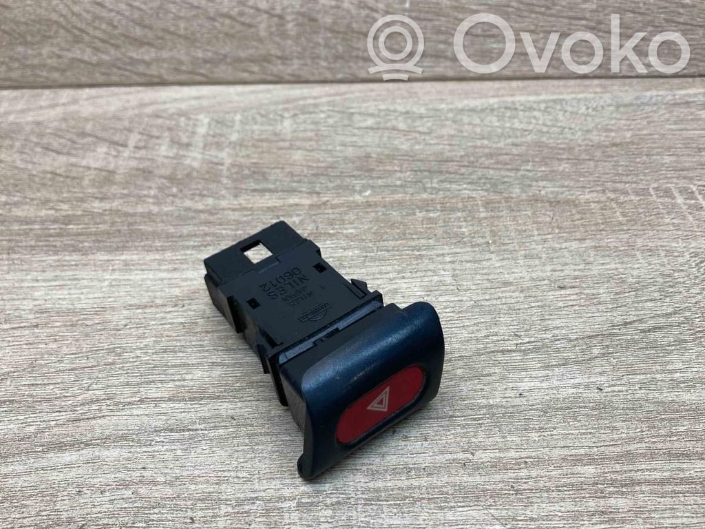 Nissan Sunny Hazard light switch 