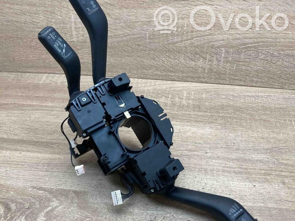 Volkswagen PASSAT B6 Leva/interruttore dell’indicatore di direzione e tergicristallo 