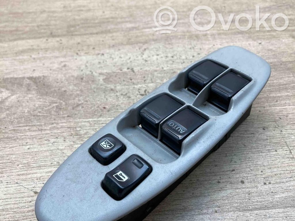 Nissan Almera Tino Interruttore di controllo dell’alzacristalli elettrico