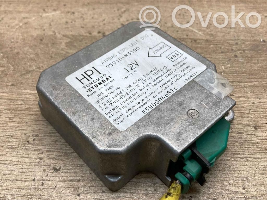 Hyundai i30 Airbag control unit/module 