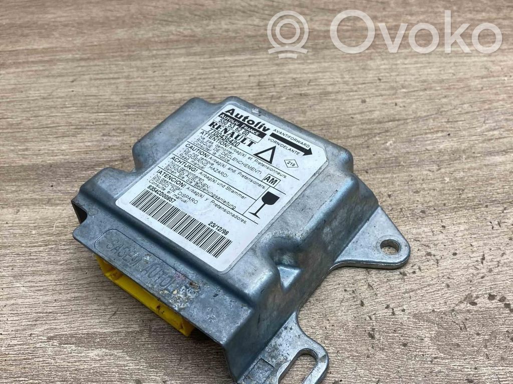 Renault Laguna I Airbag control unit/module 