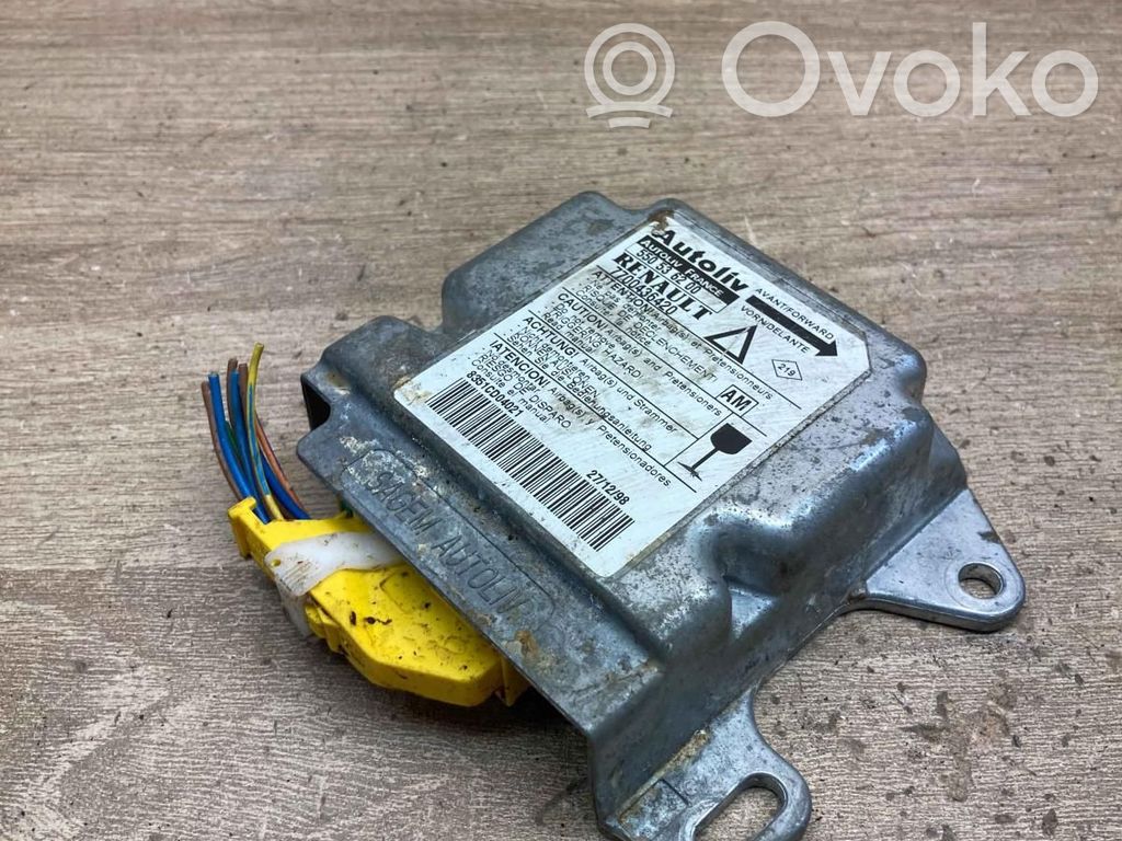 Renault Laguna I Airbag control unit/module 