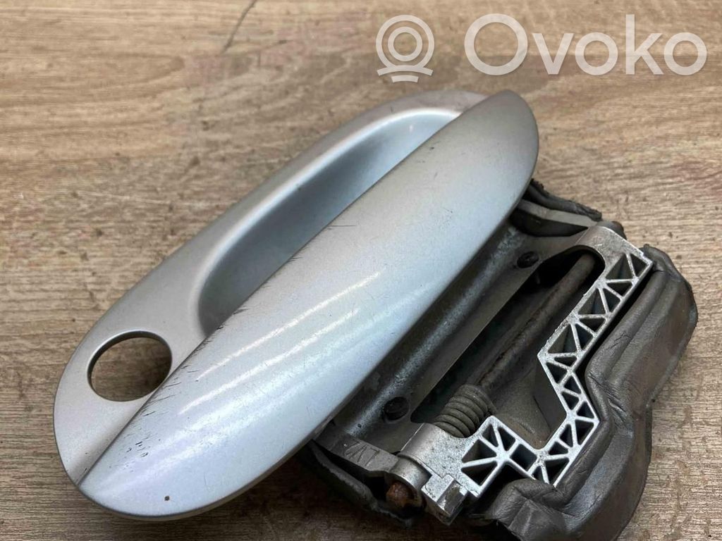 BMW 5 E39 Etuoven ulkokahva 