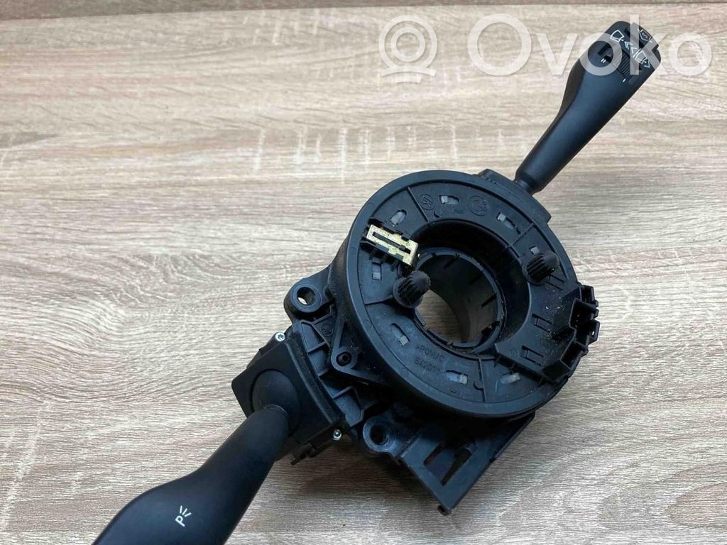 BMW 5 E39 Leva/interruttore dell’indicatore di direzione e tergicristallo 