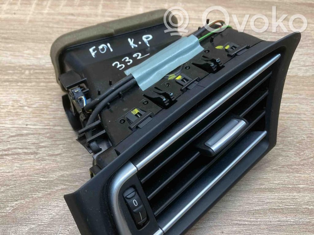 BMW 7 F01 F02 F03 F04 Grilă ventilație/ramă laterală bord 