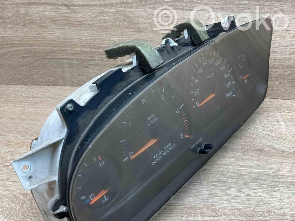 Chrysler Voyager Tachimetro (quadro strumenti) 