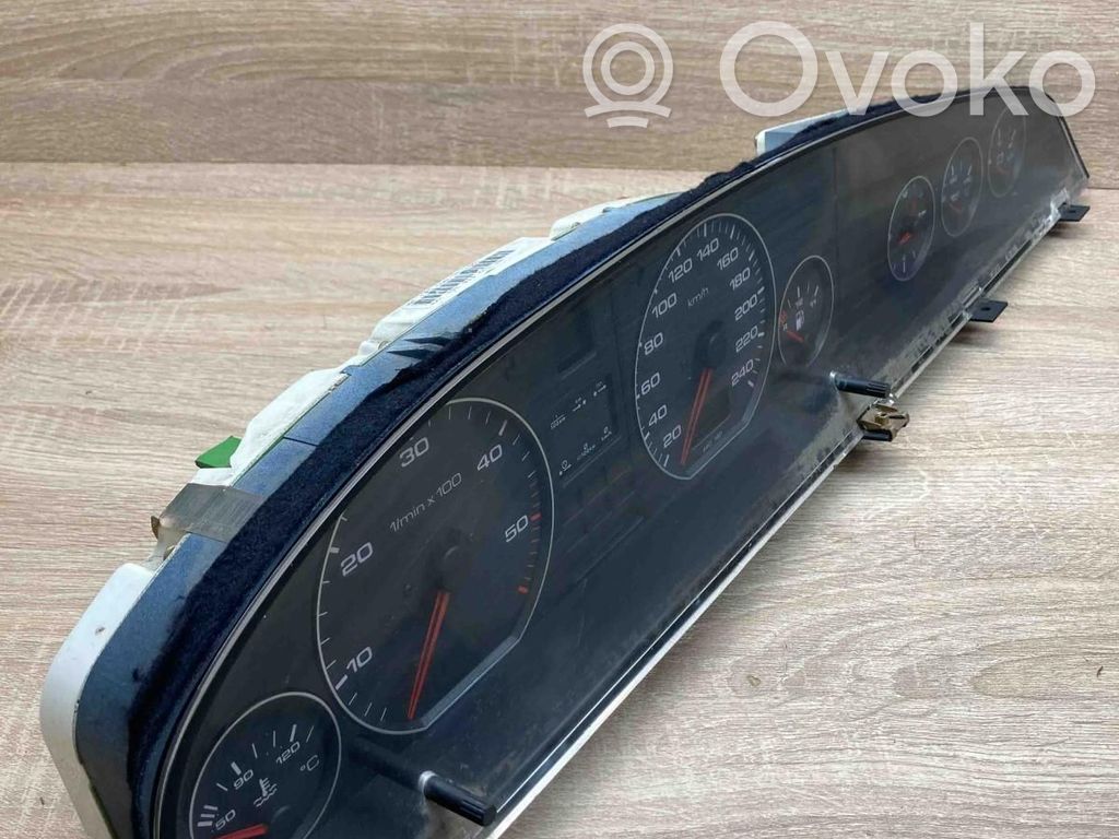 Audi A6 S6 C4 4A Licznik / Prędkościomierz 