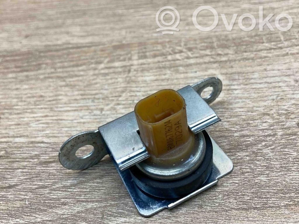 Acceleration sensor   6776214,7029A