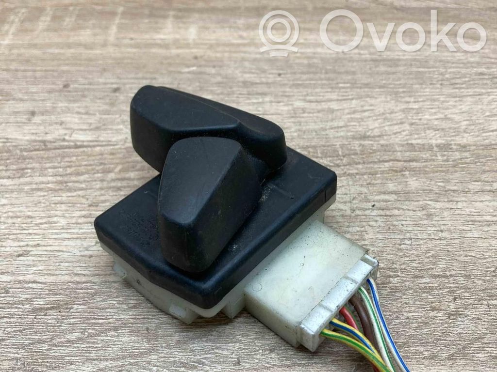Commutateur de commande de siège   6926962