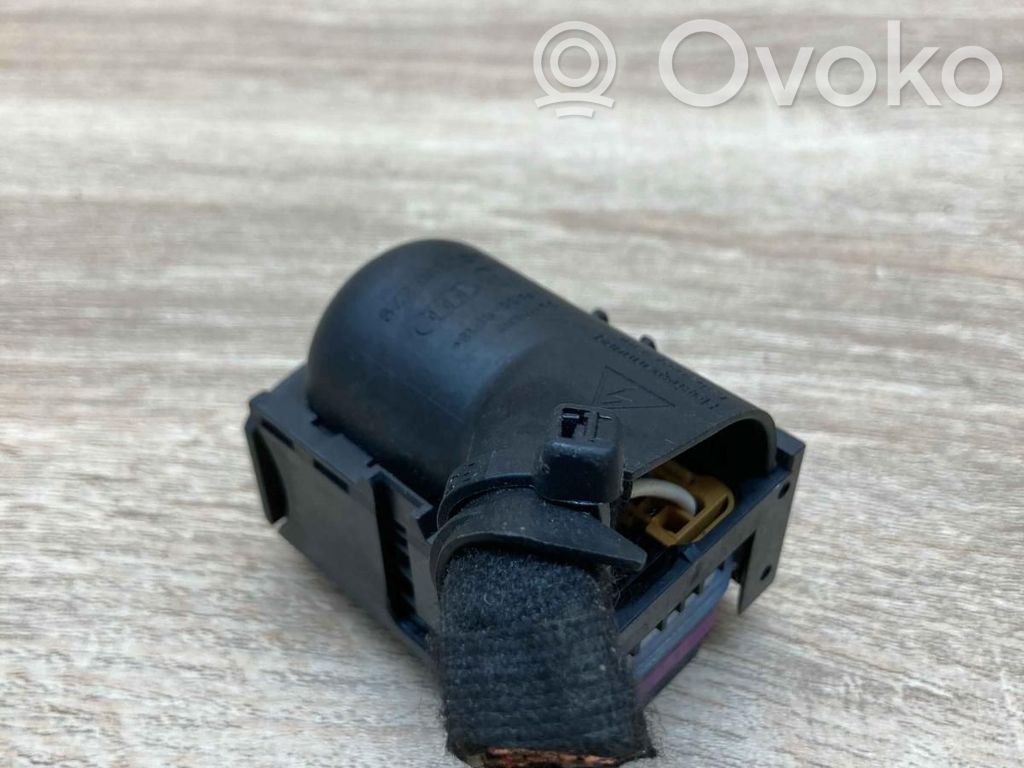 Plug wire   4E0906379,BLACK