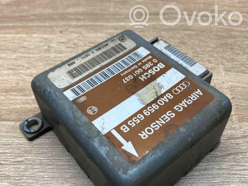 Audi A4 S4 B5 8D Turvatyynyn ohjainlaite/moduuli 