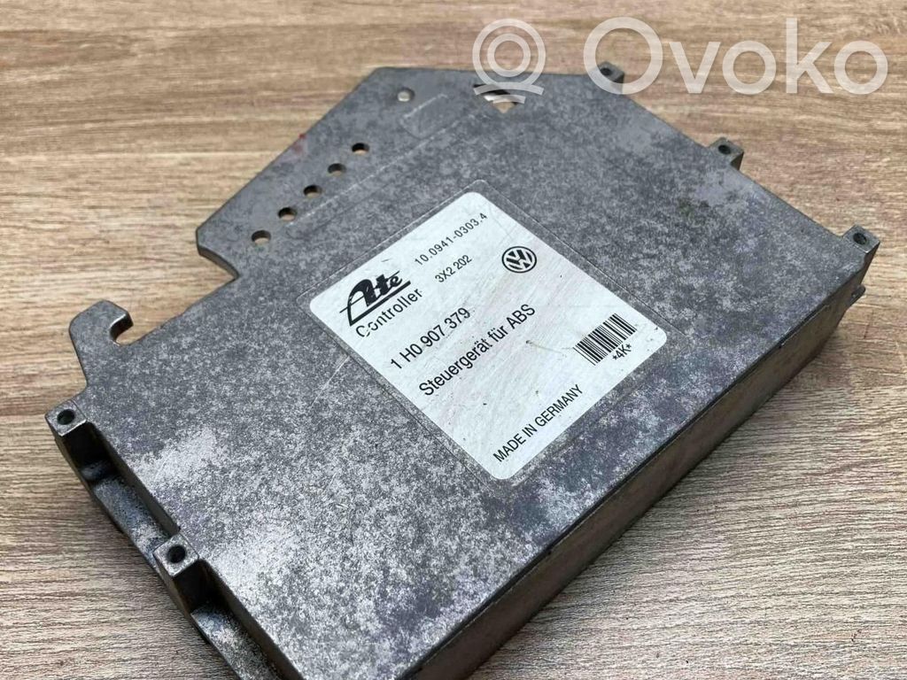 Volkswagen Golf III Sterownik / moduł ABS 