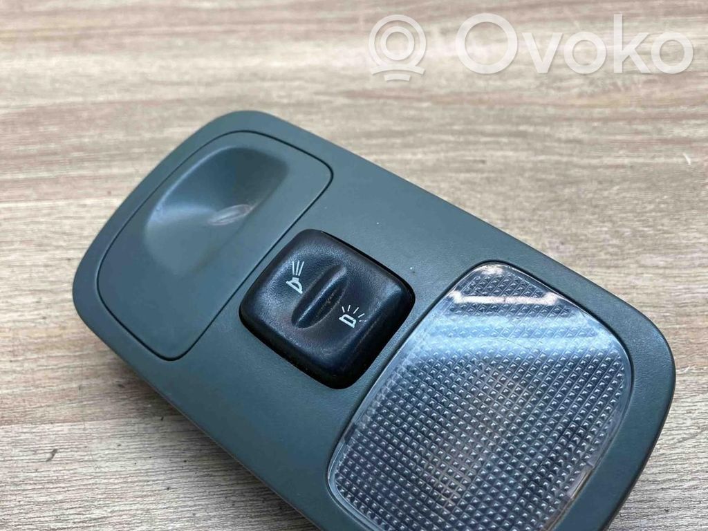 Renault Scenic I Priekinių vietų apšvietimo žibintas 