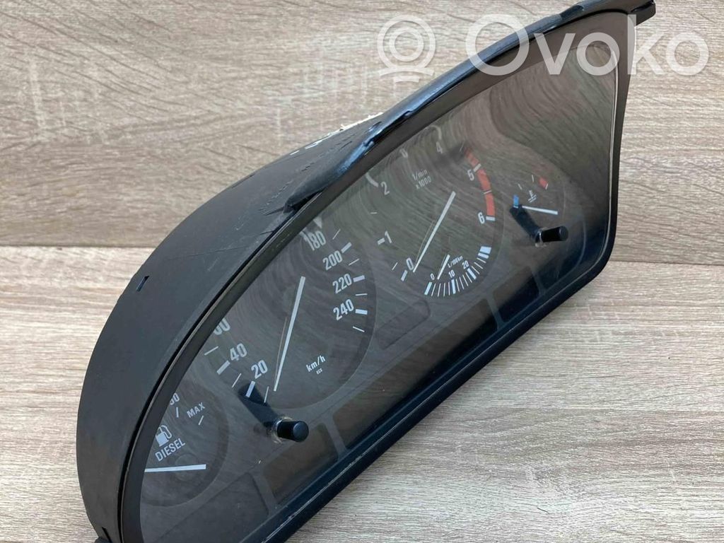 BMW 5 E39 Speedometer (instrument cluster) 