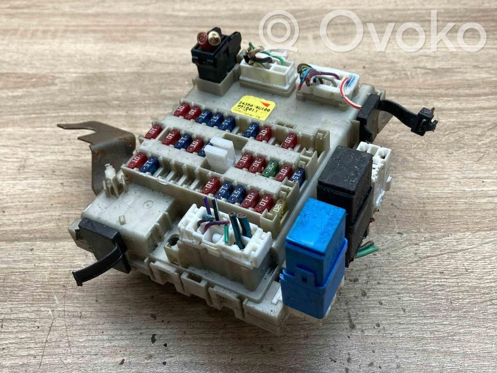 Nissan Almera Tino Set scatola dei fusibili 