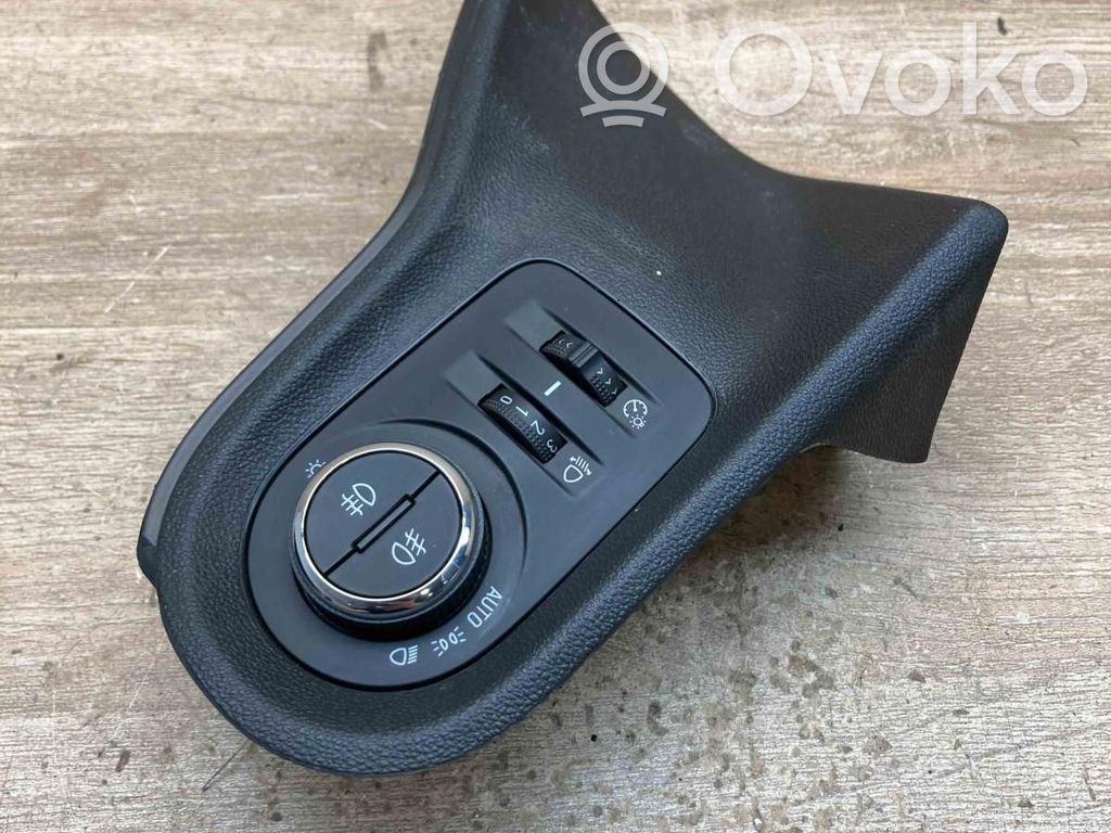 Opel Grandland X Interruptor de luz 