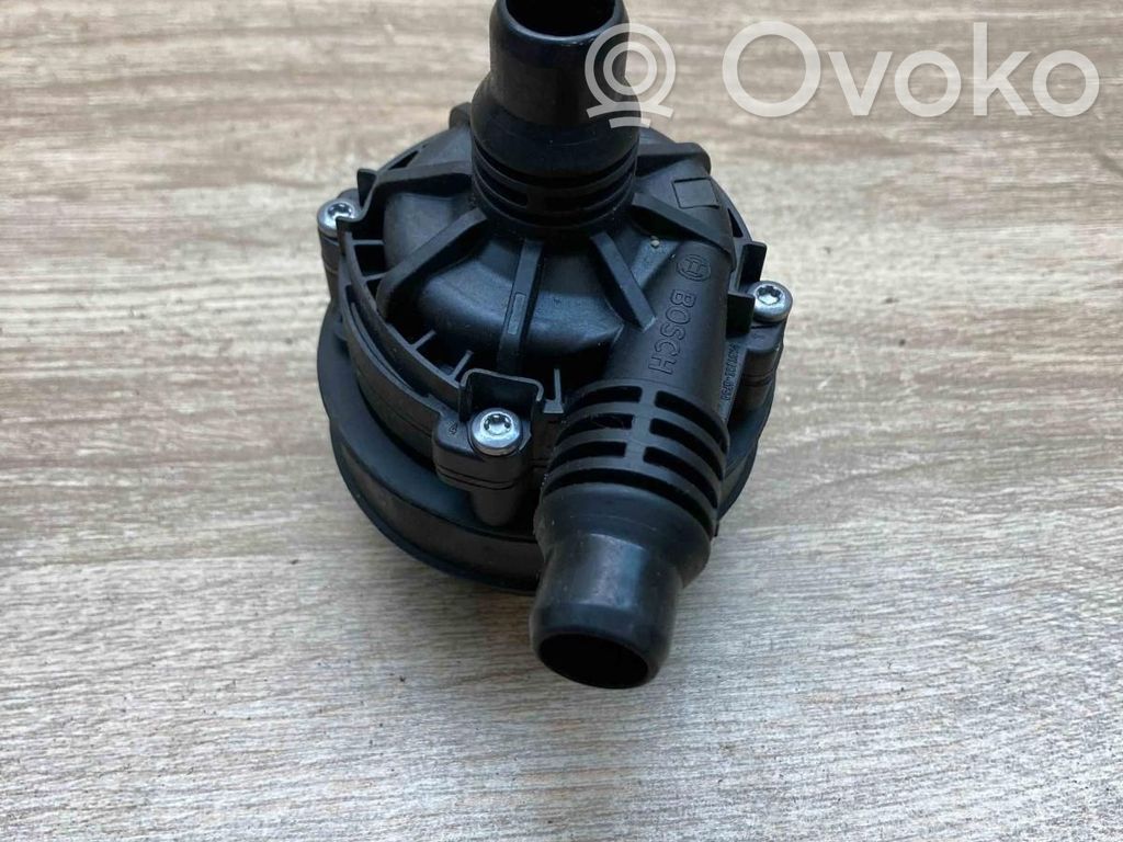 BMW 3 G20 G21 Pompa cyrkulacji / obiegu wody 