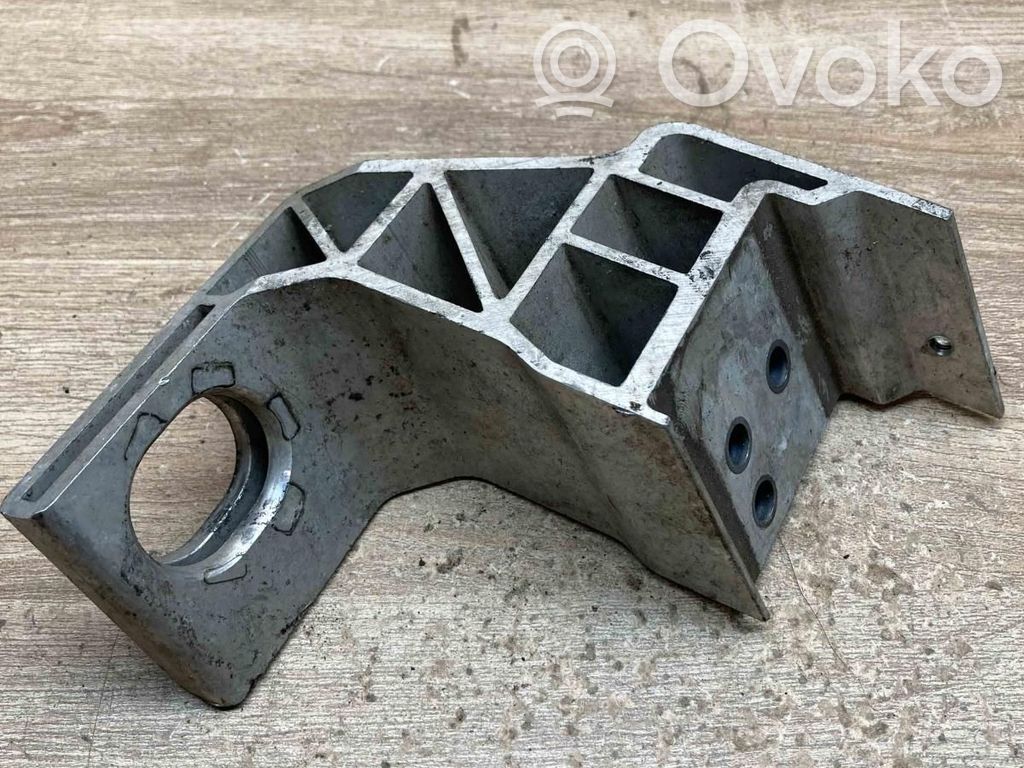 Mercedes-Benz C W205 Suport radiator 