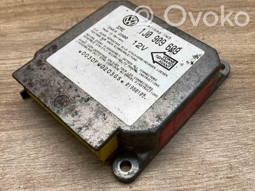 Volkswagen Golf IV Centralina/modulo airbag 