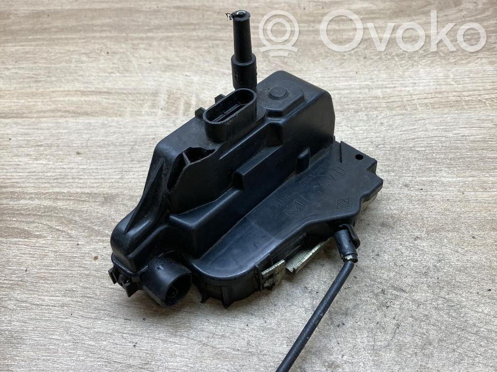 Zamek drzwi przednich   017973,FMC104