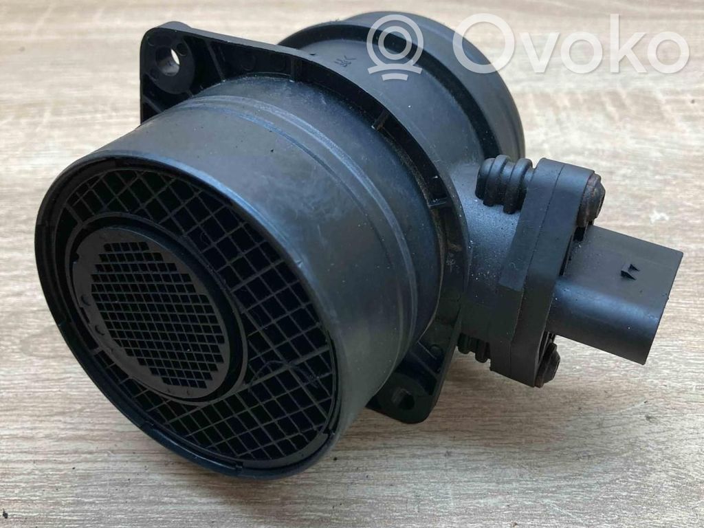 Volkswagen PASSAT B6 Debitmetru aer 
