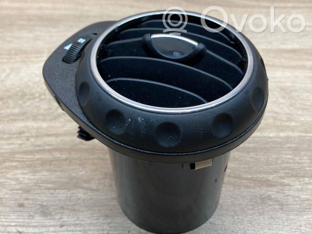Alfa Romeo GT Grilă ventilație centrală 
