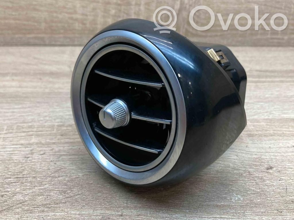 Mercedes-Benz C W205 Copertura griglia di ventilazione laterale cruscotto 