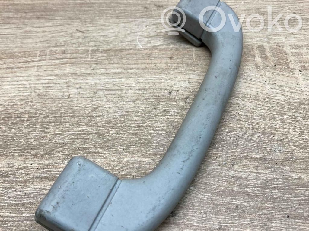 Asidero interior trasero   8227593