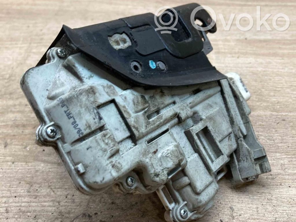 Audi A3 S3 8P Aizmugurē slēdzene 