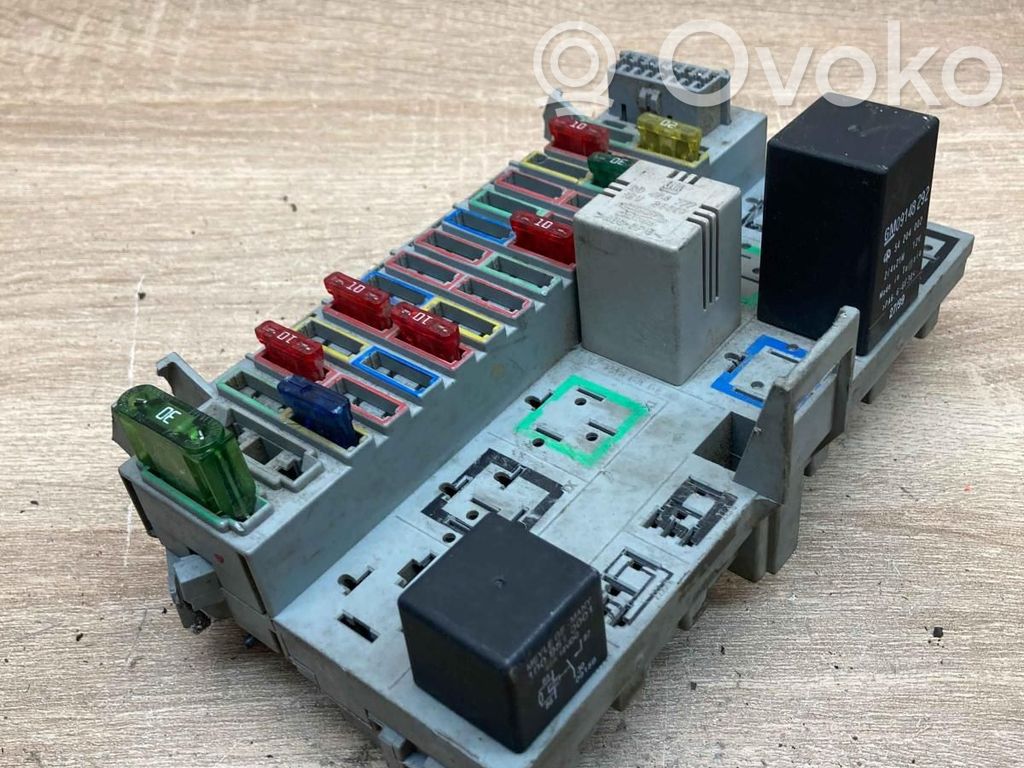 Opel Corsa B Modul siguranțe 
