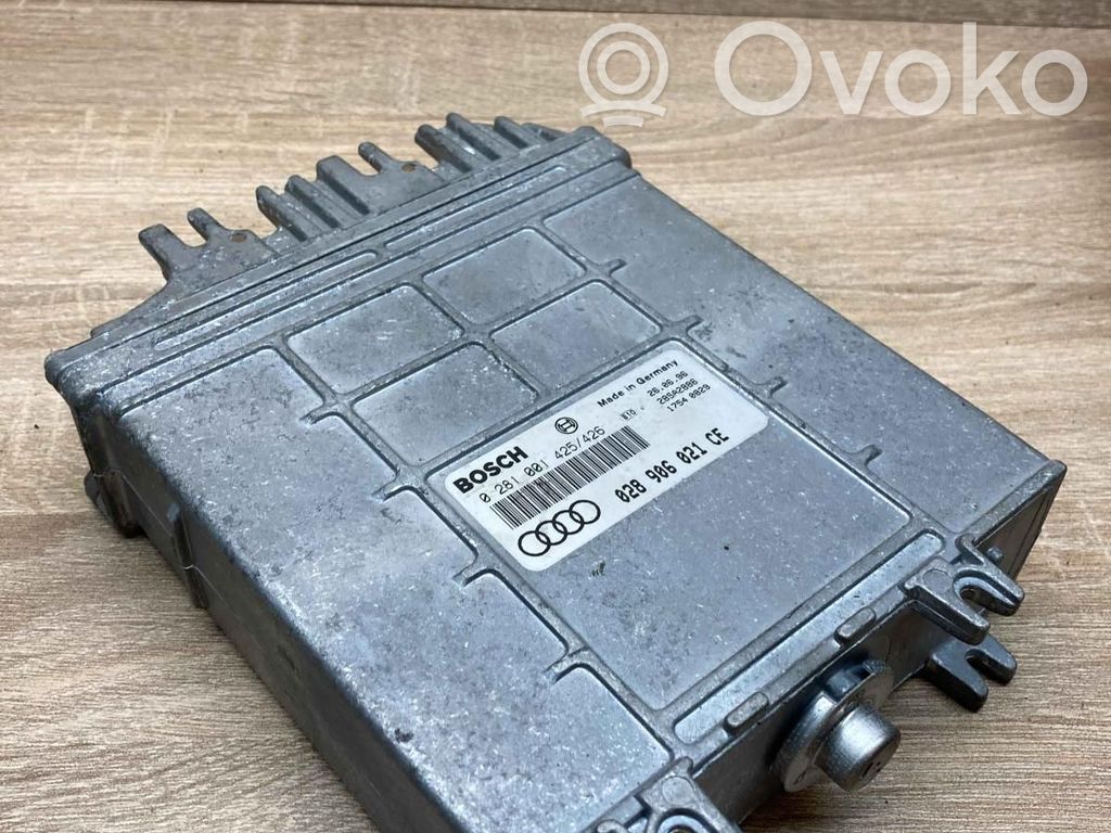 Audi A4 S4 B5 8D Unitate control motor/modul ECU 