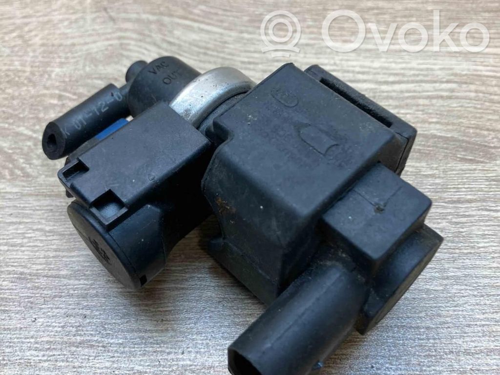 Audi A4 S4 B6 8E 8H Elettrovalvola turbo 