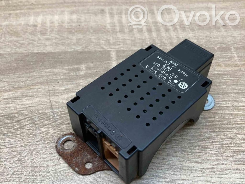 Volkswagen Golf V Amplificator antenă aeriană 
