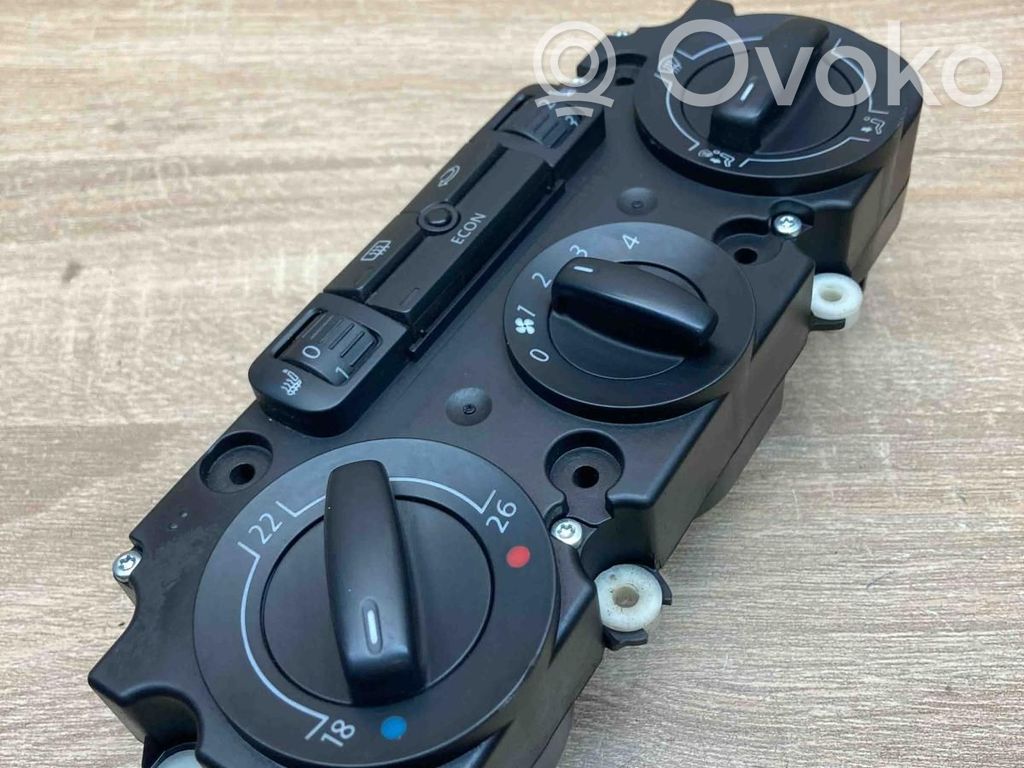 Volkswagen Touran I Panel klimatyzacji 