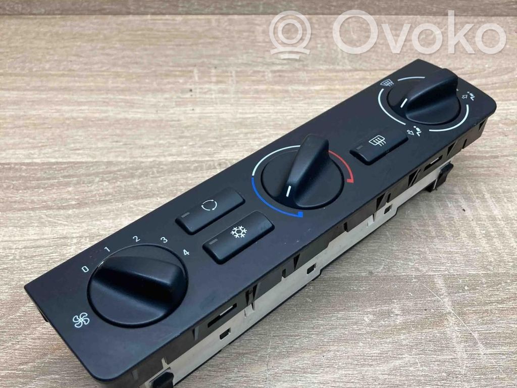 BMW 3 E46 Climate control unit 