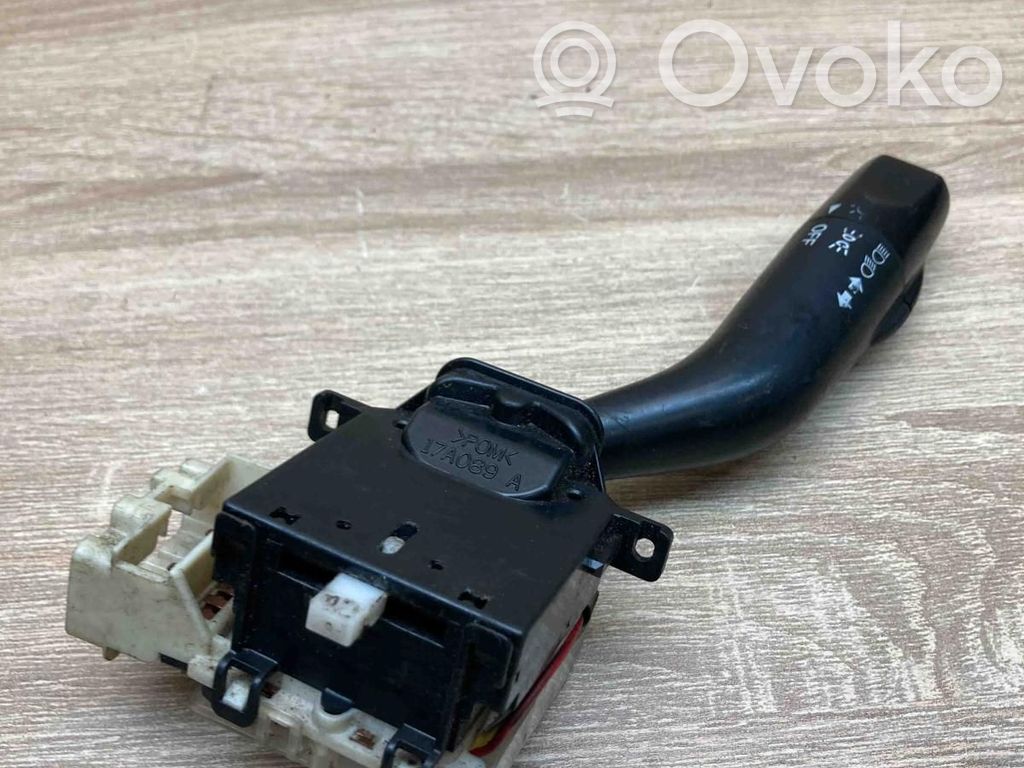 Commodo de clignotant   17A089A