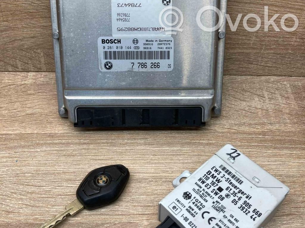 BMW 5 E39 Unitate control motor/modul ECU 