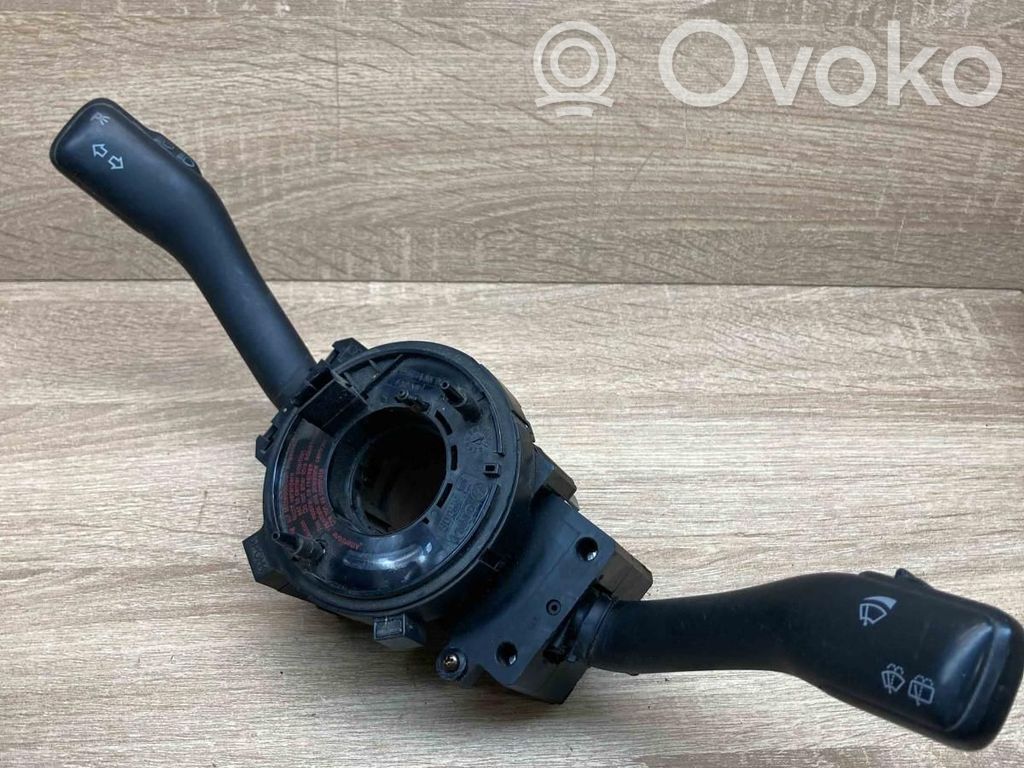 Audi A6 S6 C5 4B Leva/interruttore dell’indicatore di direzione e tergicristallo