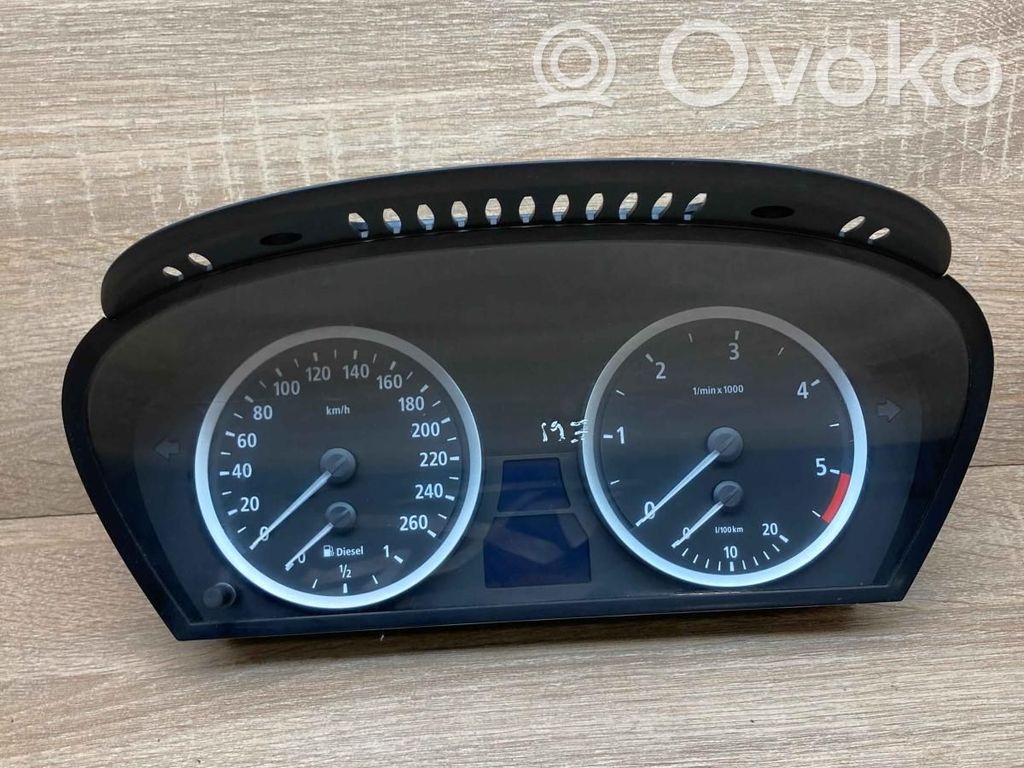 Speedometer (instrument cluster)   6983153,110080213