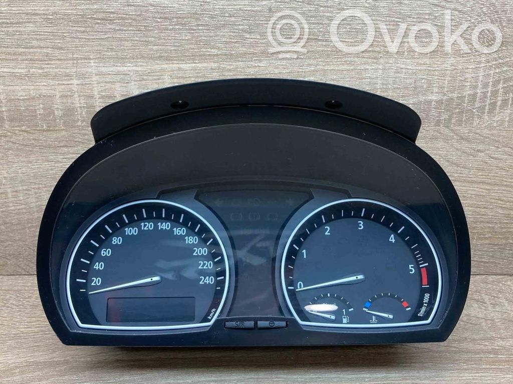 BMW X3 E83 Speedometer (instrument cluster) 