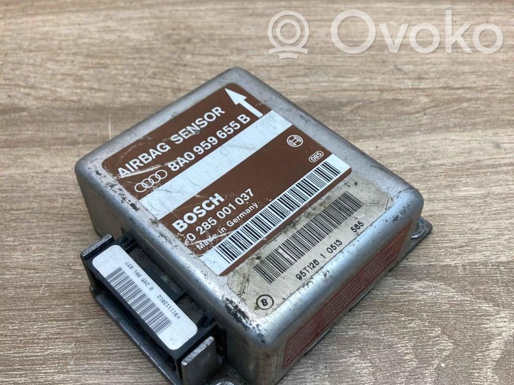 Audi A4 S4 B5 8D Turvatyynyn ohjainlaite/moduuli 