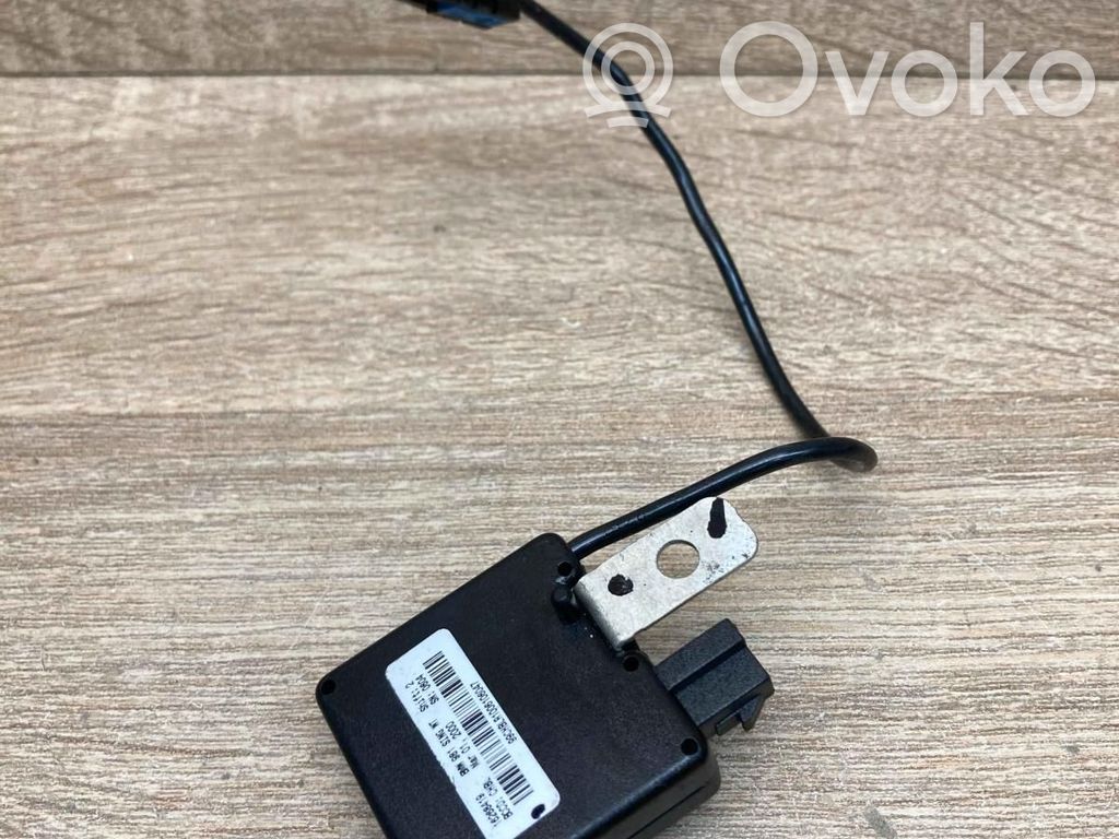 Amplificador de antena aérea   8380945,USED