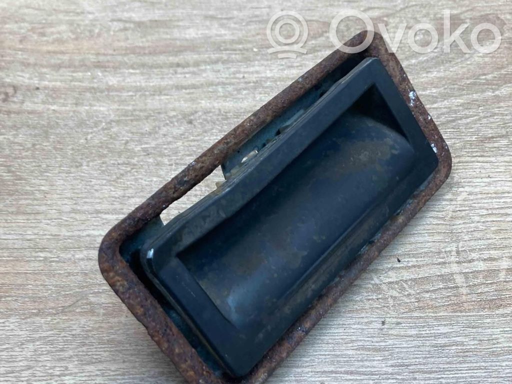 Volkswagen Touran II Uchwyt / Rączka zewnętrzna otwierania klapy tylnej / bagażnika 