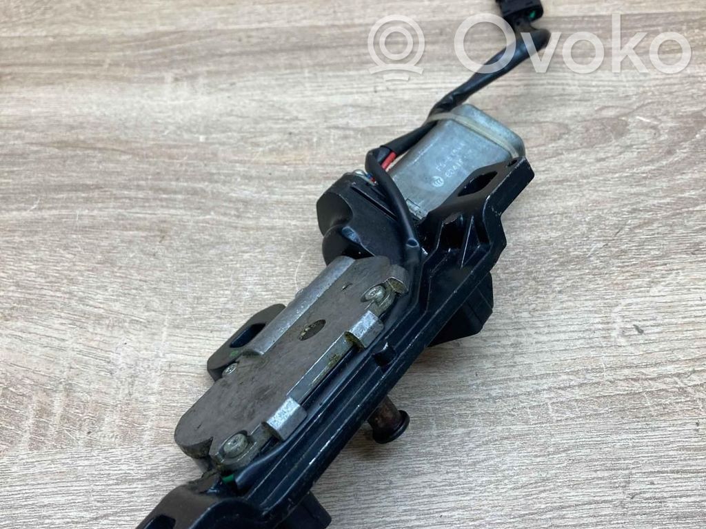 Tailgate/trunk/boot lock/catch/latch   FS578VA