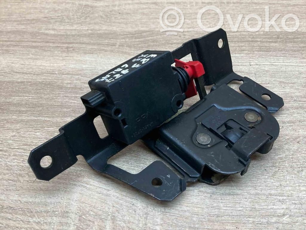 Tailgate/trunk/boot lock/catch/latch   7057364