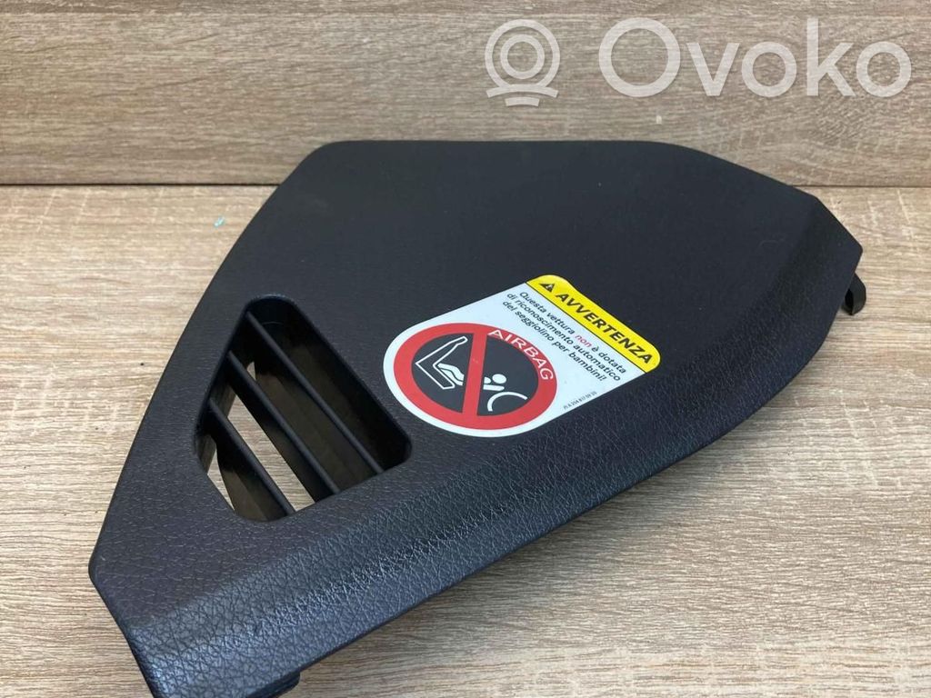 Mercedes-Benz E W211 Rivestimento estremità laterale del cruscotto 