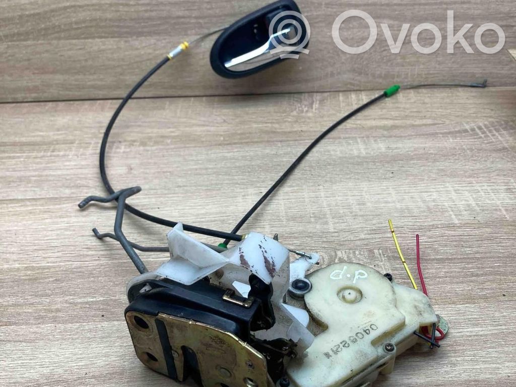 Lexus GS 300 400 430 Serratura portiera anteriore 