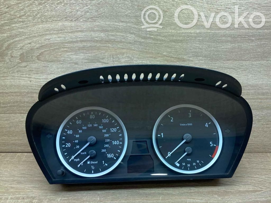Speedometer (instrument cluster)   6958601,110080213USED