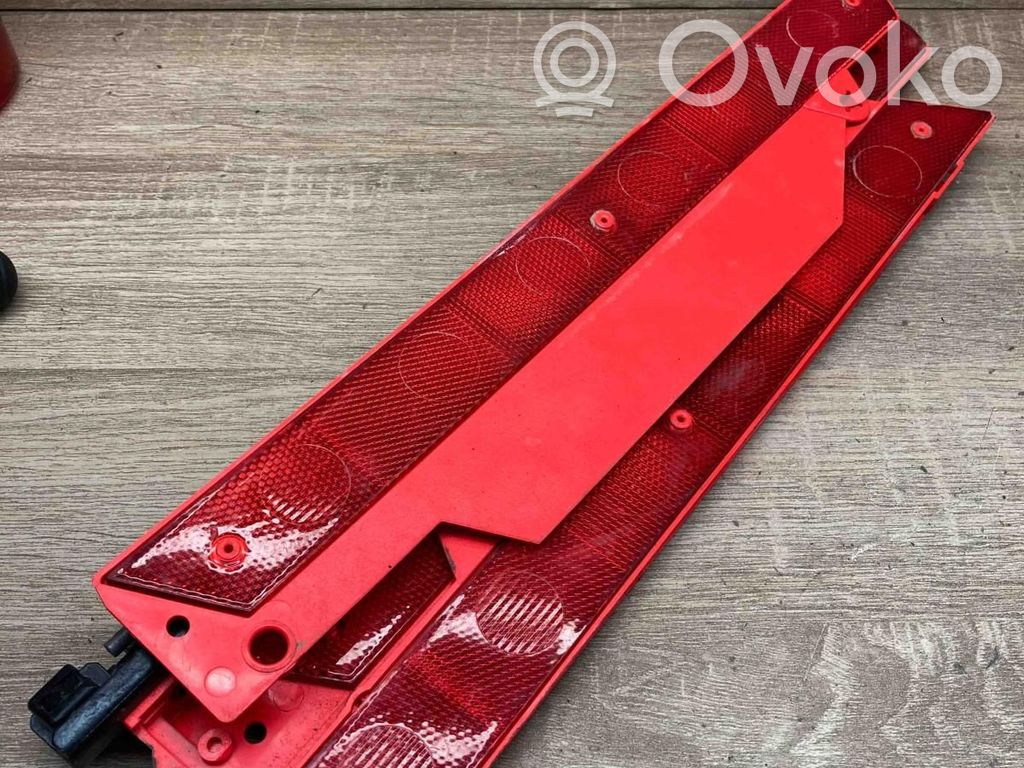 Mercedes-Benz E W211 Triangle d'avertissement