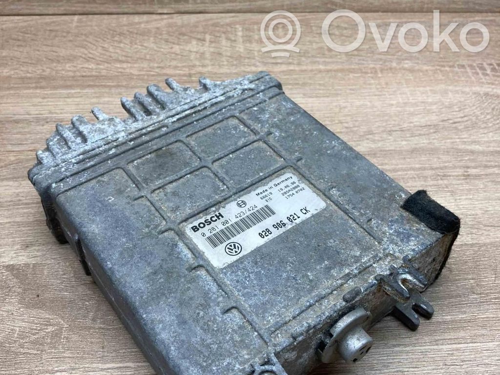 Volkswagen PASSAT B4 Engine control unit/module ECU 